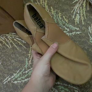 Balera tan jazz shoes